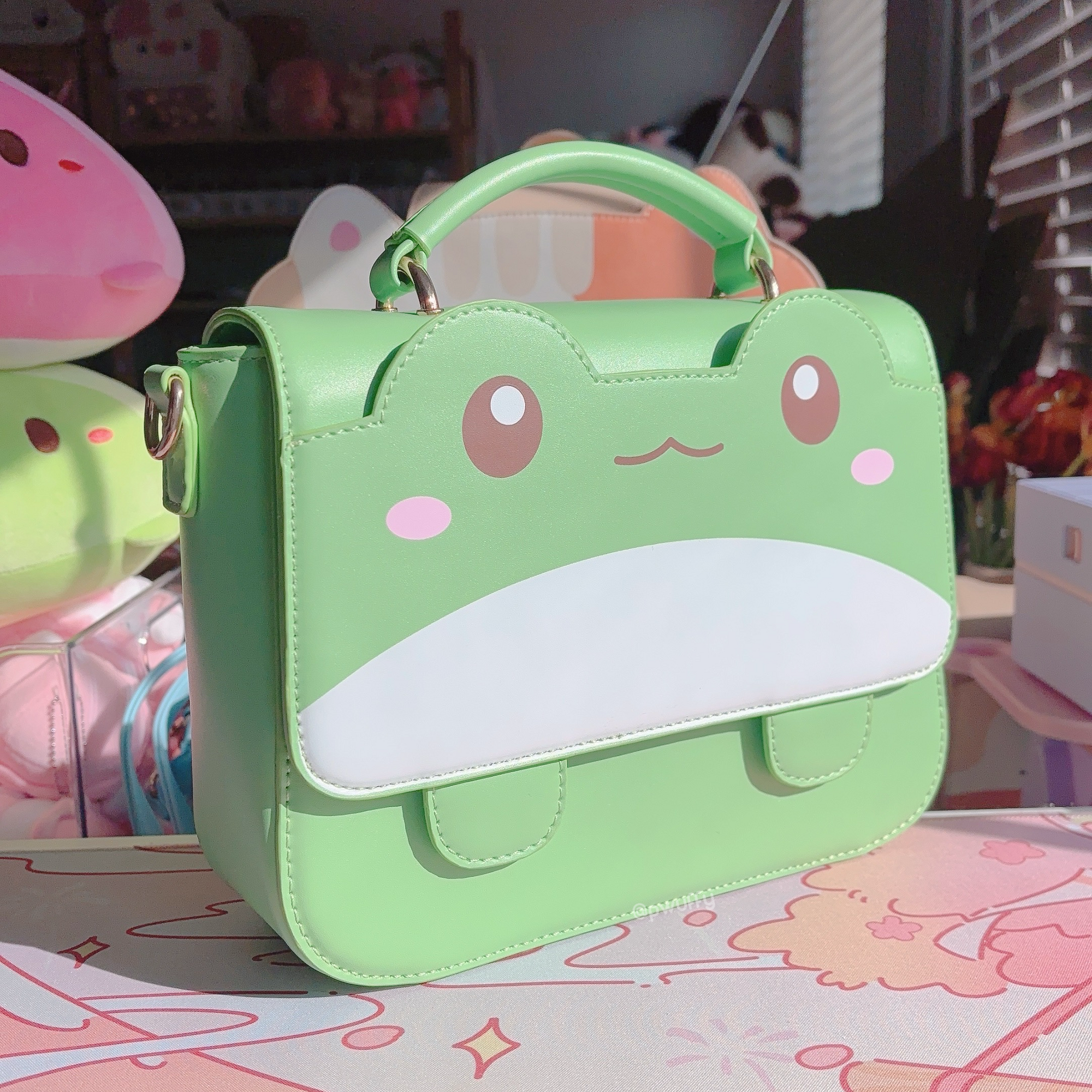 Froggy Convertible Bag