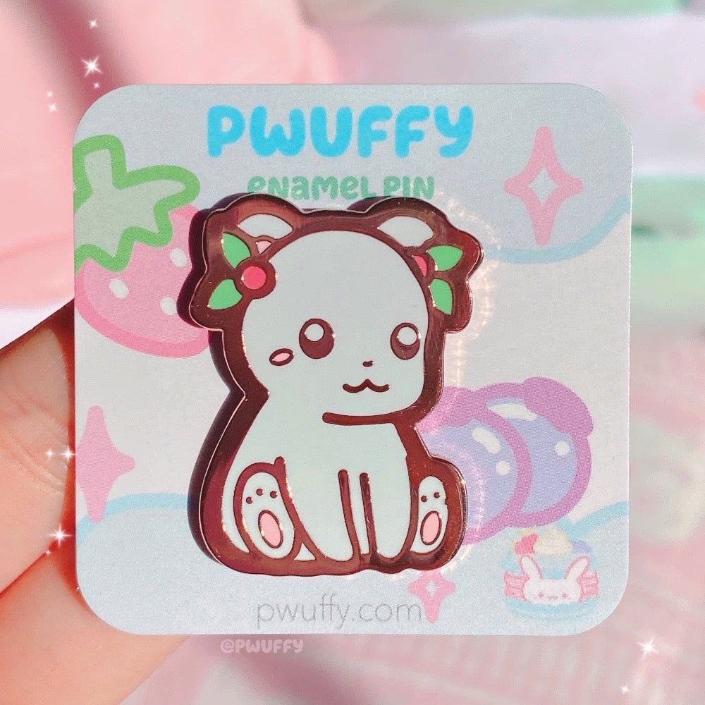 Mistletoe Polar Bear Enamel Pin